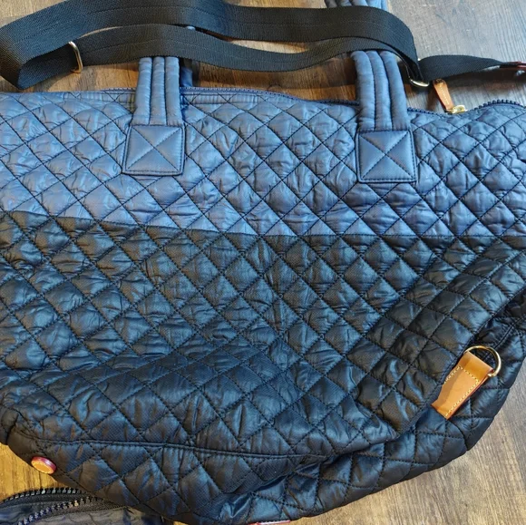 MZ Wallace Medium Sutton Deluxe in Navy/Black - Picture 3 of 5